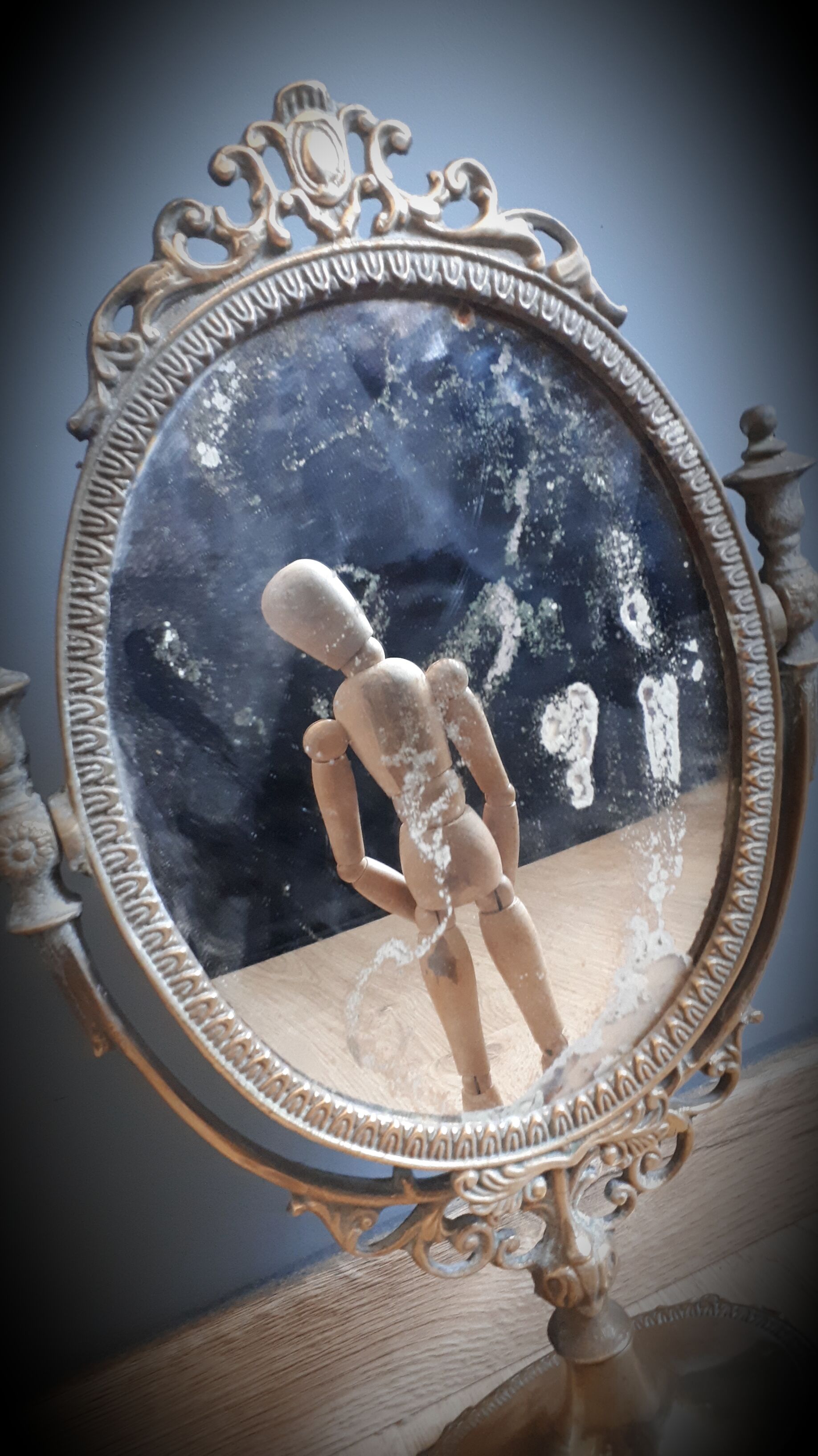 Brass psyche mirror 29x40cm