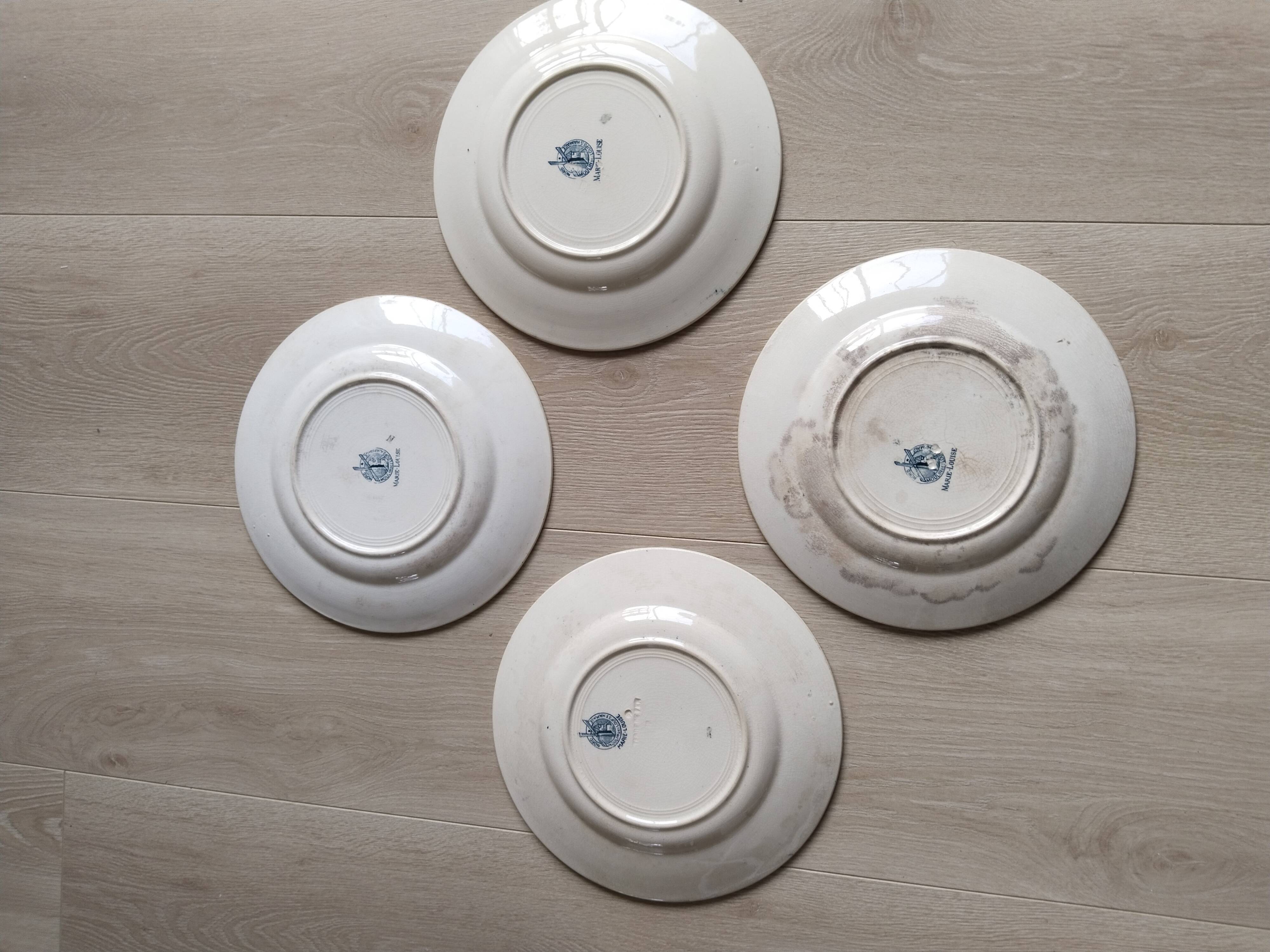 Flat plates (4) in earthenware from Saint Amand and Hamage, Terre de fer, Marie Louise model, c