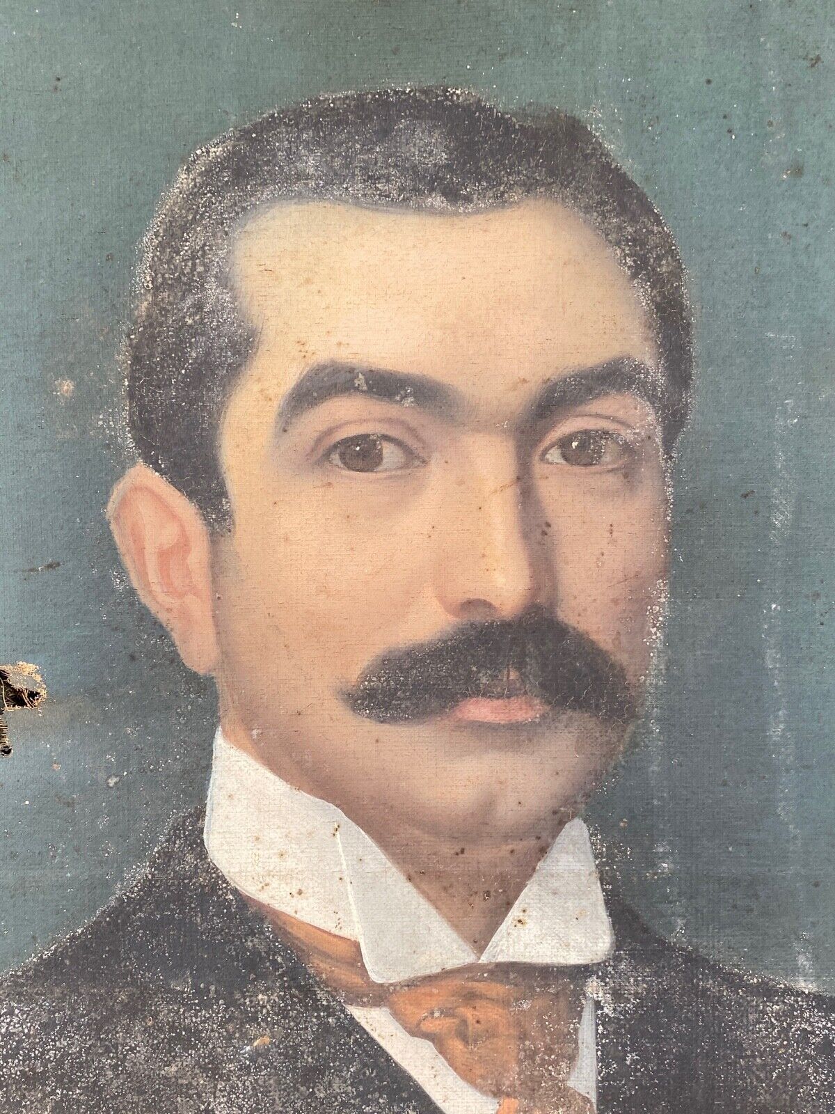 Huile sur toile par L Pacaud portrait homme a moustache 1900 XXeme
