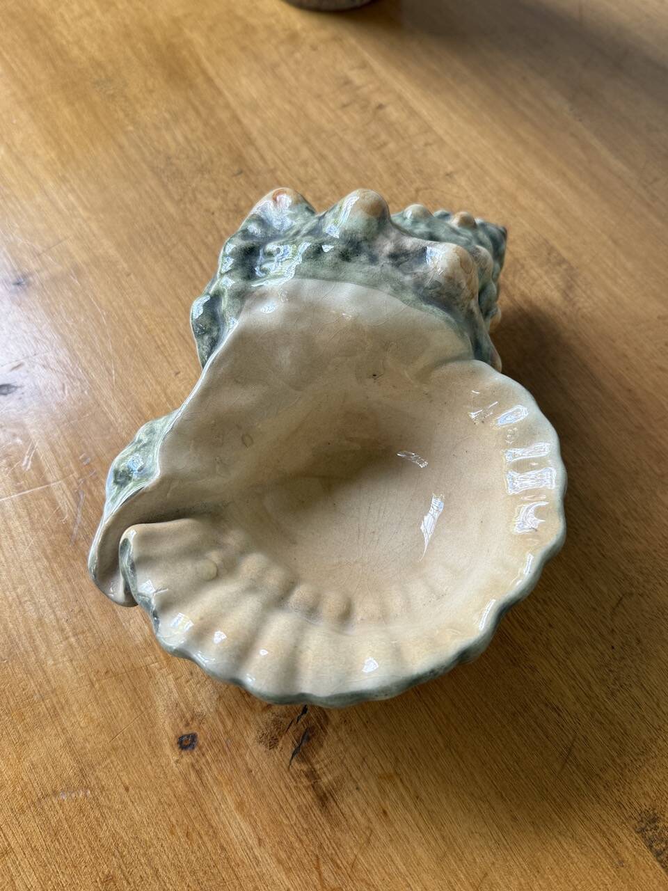 Ceramic shell empty pocket or ashtray 1970