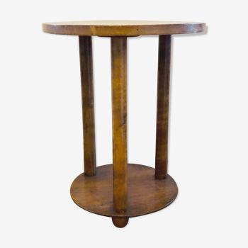 Wooden pedestal table