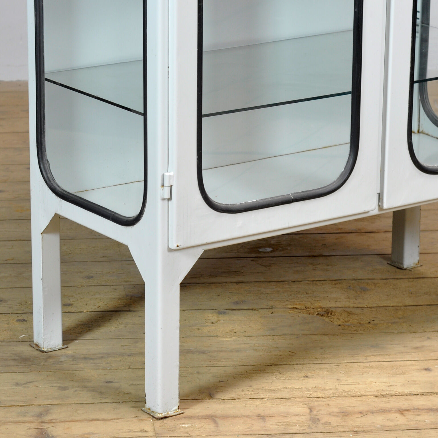 Vintage medical cabinet, 1970s