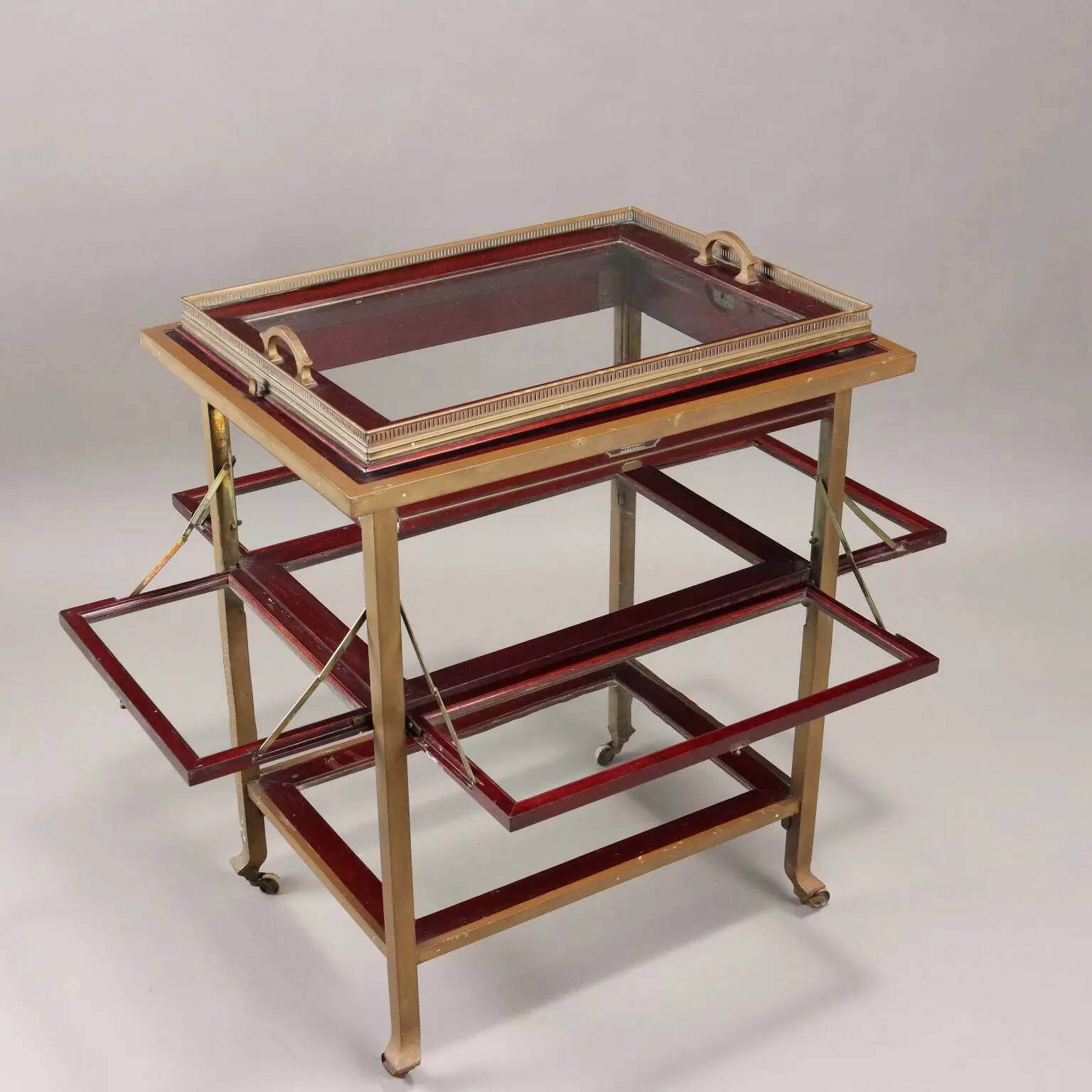 Antique Art Nouveau sideboard in mahogany and brass, Italy, 20th century.