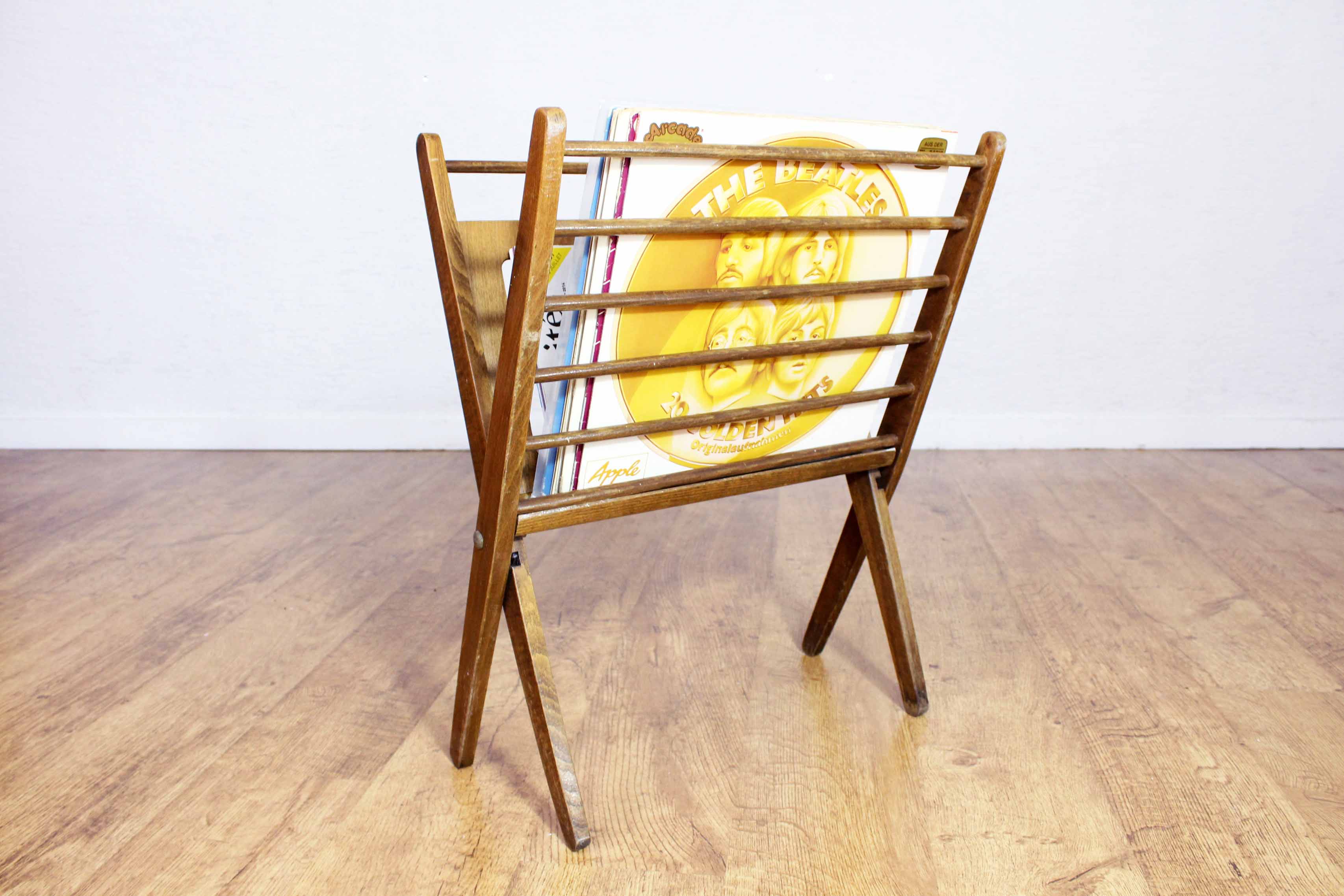 Foldable magazine holder Braakman for Pastoe