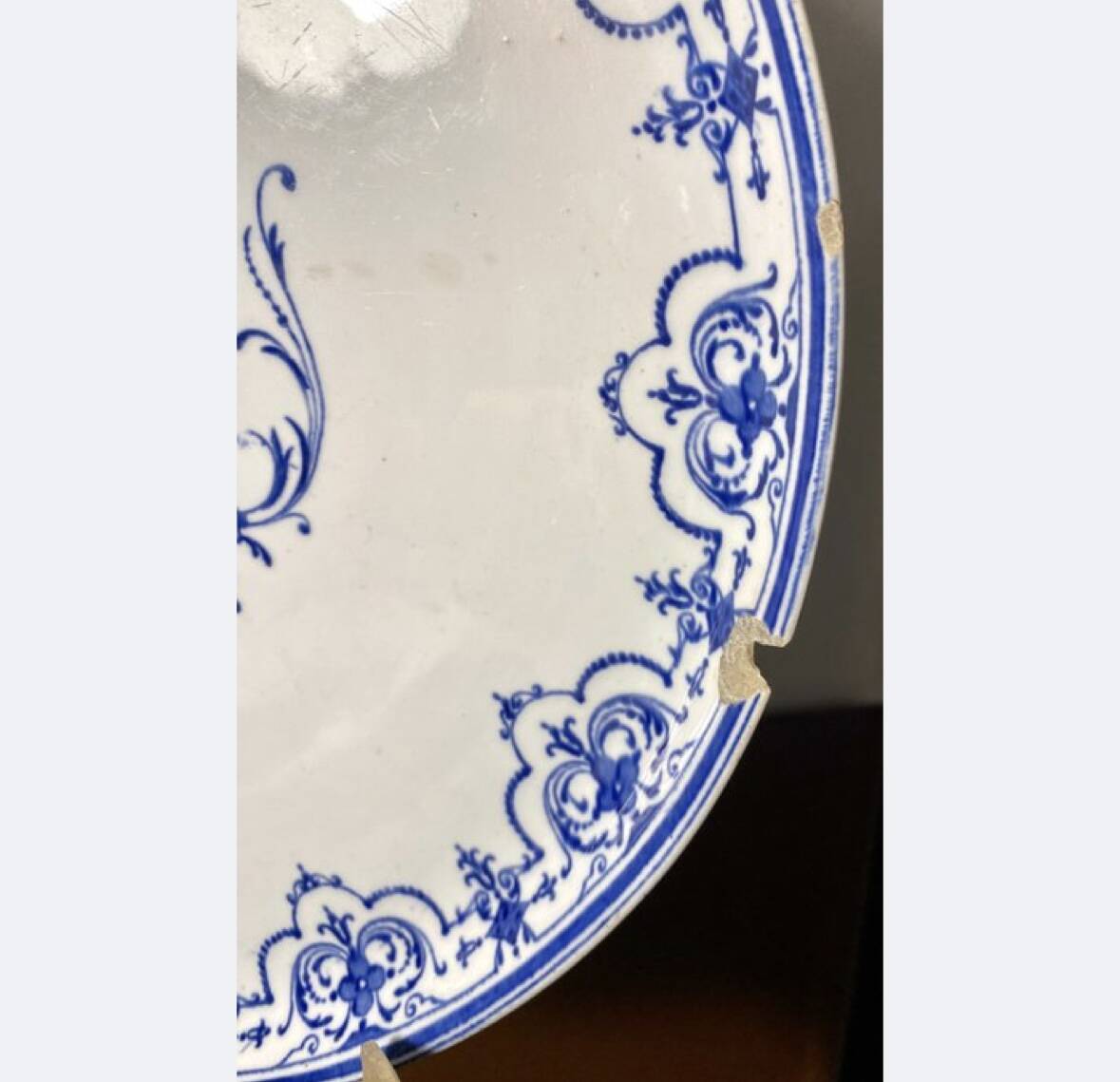 4 old Moustiers plates