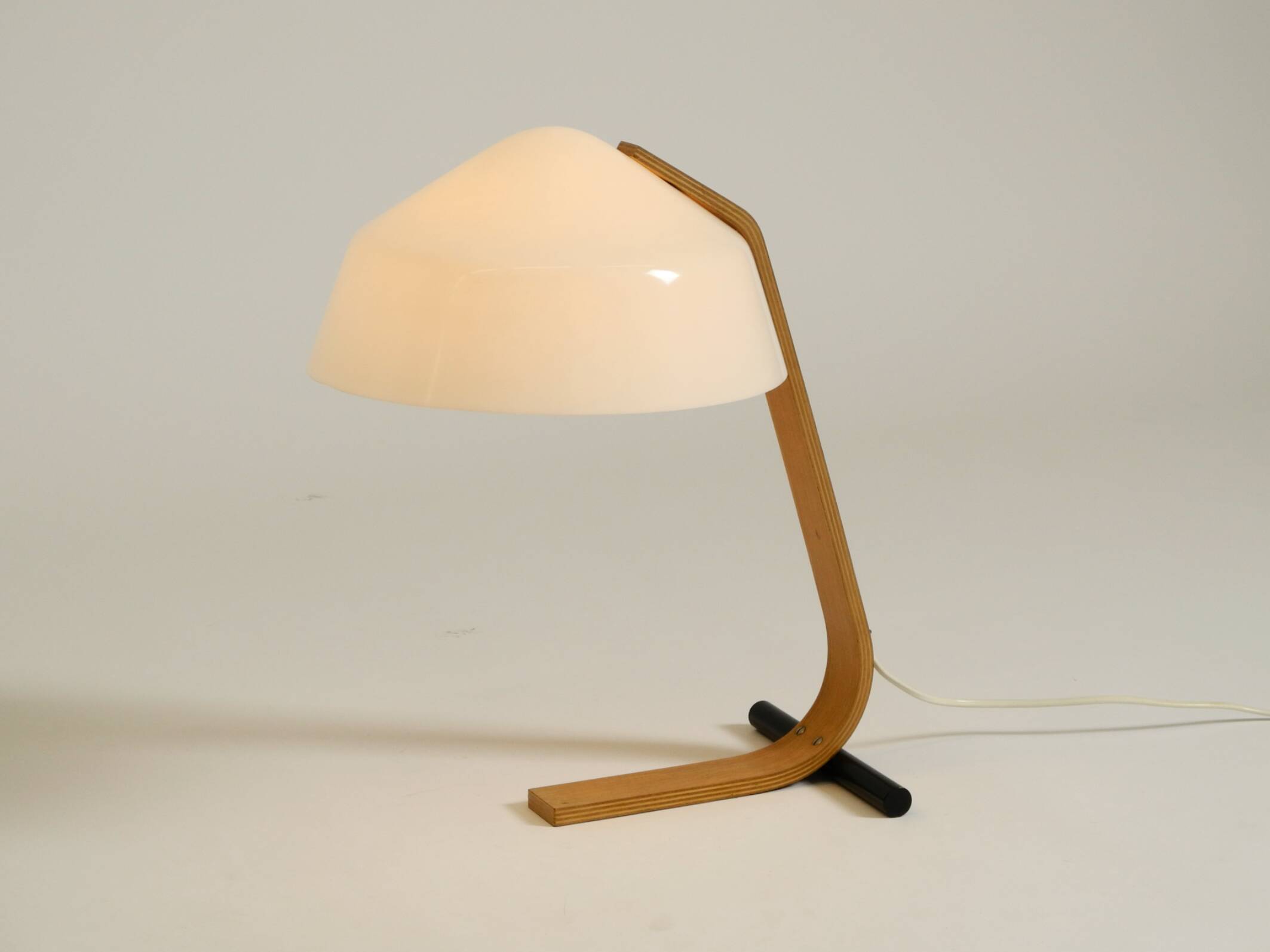 Original Space Age 1960s plywood table lamp with plastic shade by Temde