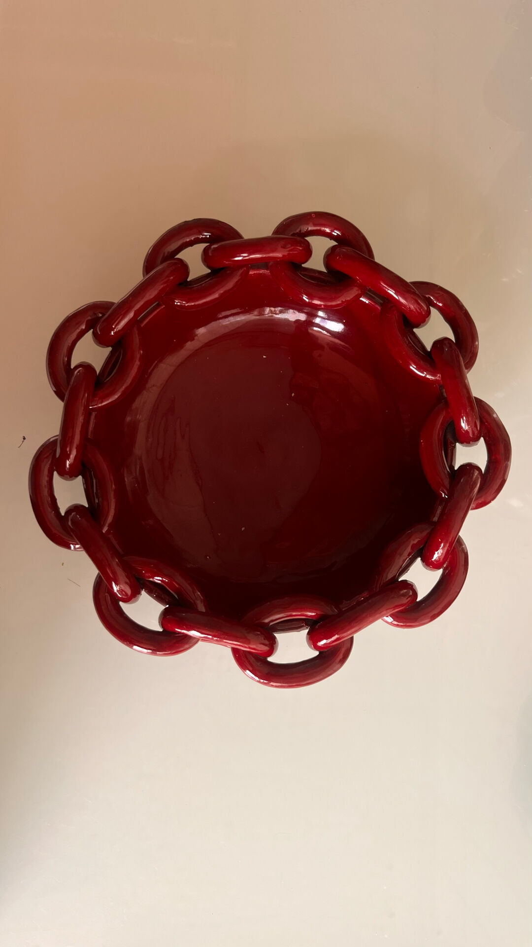 Vallauris ceramic cup with chain decoration