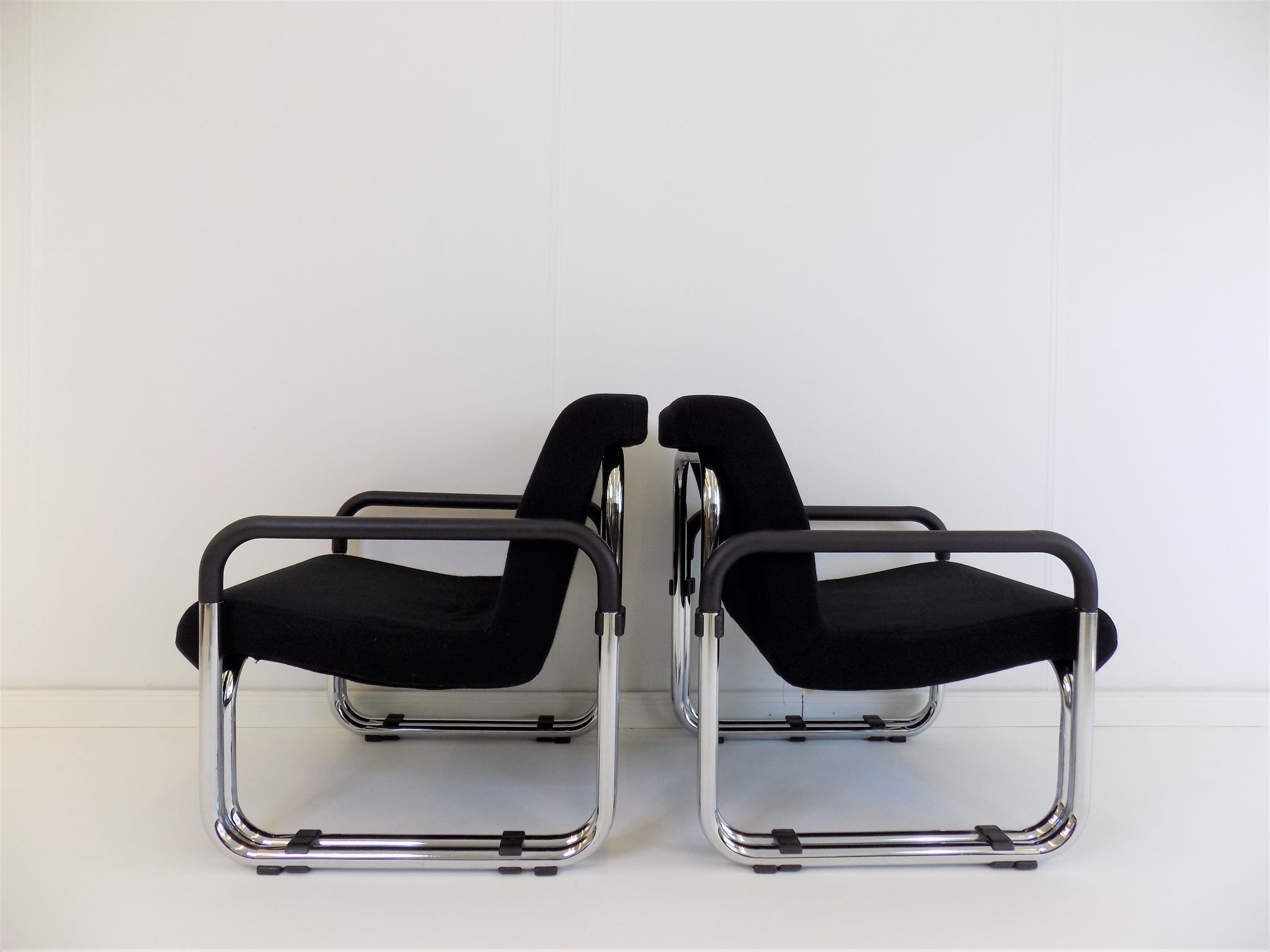 2 Cazzaro Bauhaus tubular steel armchairs