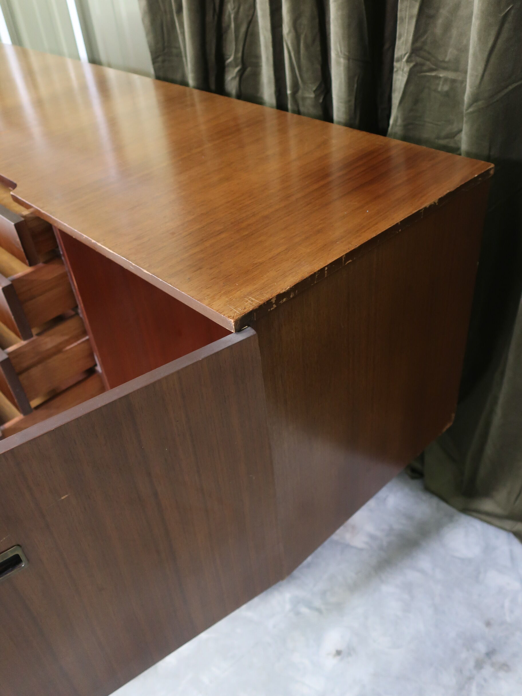 Enfilade en bois des années 70