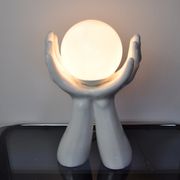Lampe "Mains" en céramique blanche France 1980