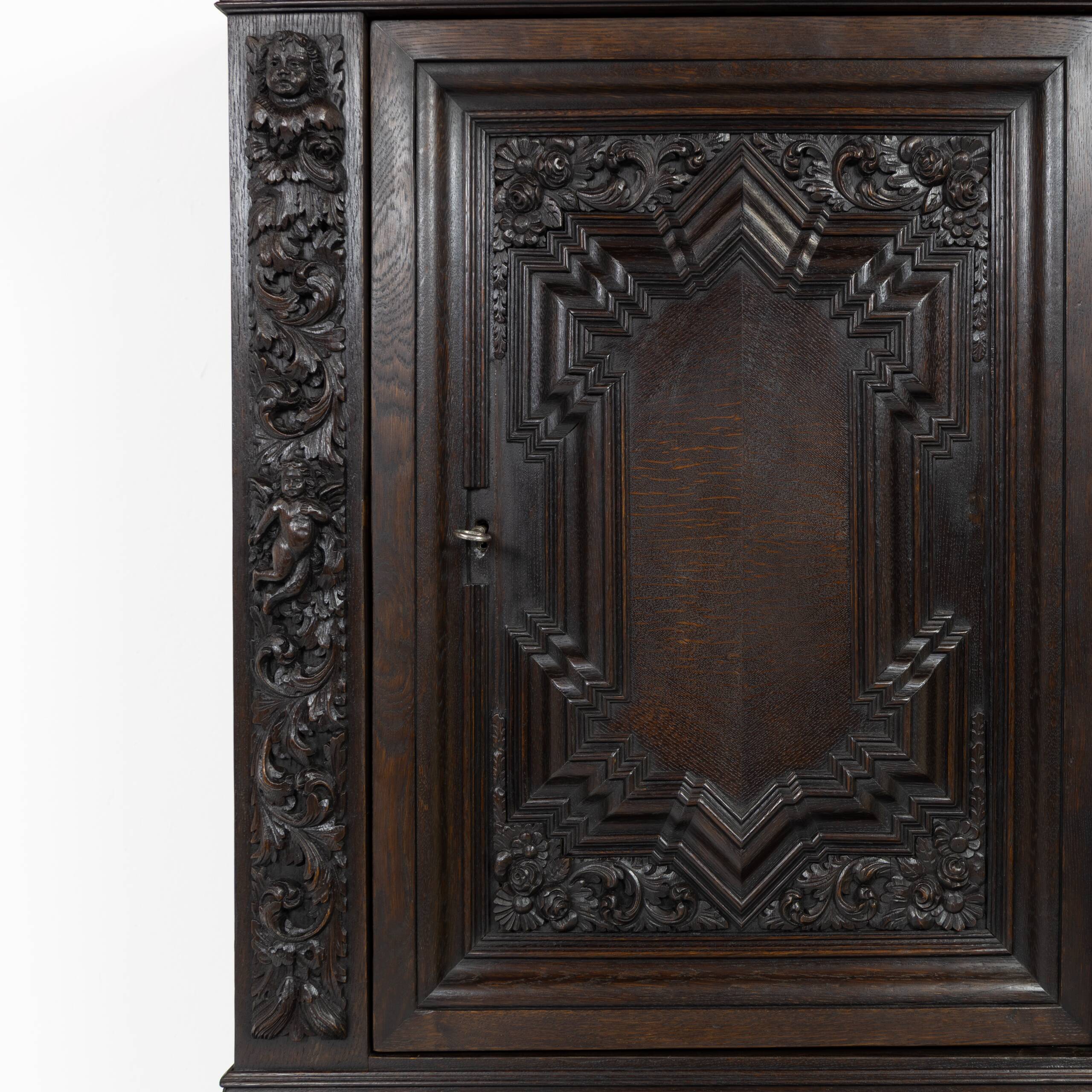 Neo-baroque cabinet from Gdansk in oak - around 1870-1880