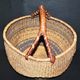 Vintage round basket in woven straw and leather - ethnic decorative ball basket