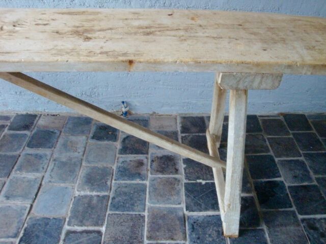 Table of washerwoman