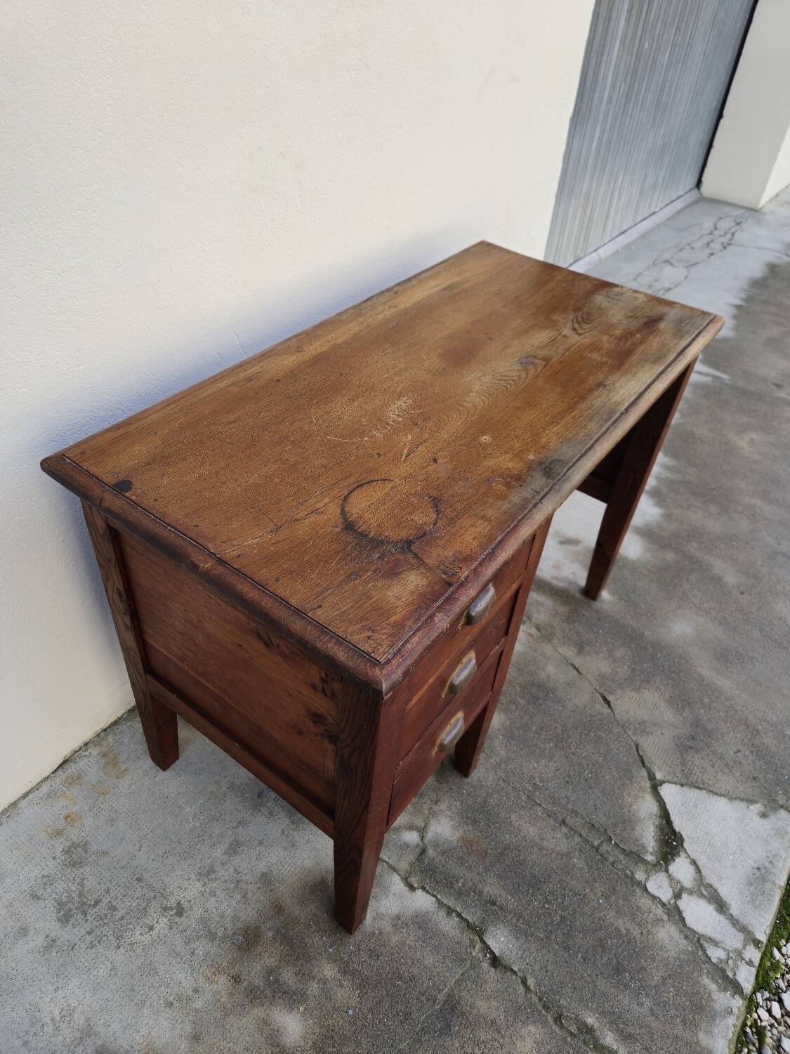 Antique solid oak desk from the 1900s