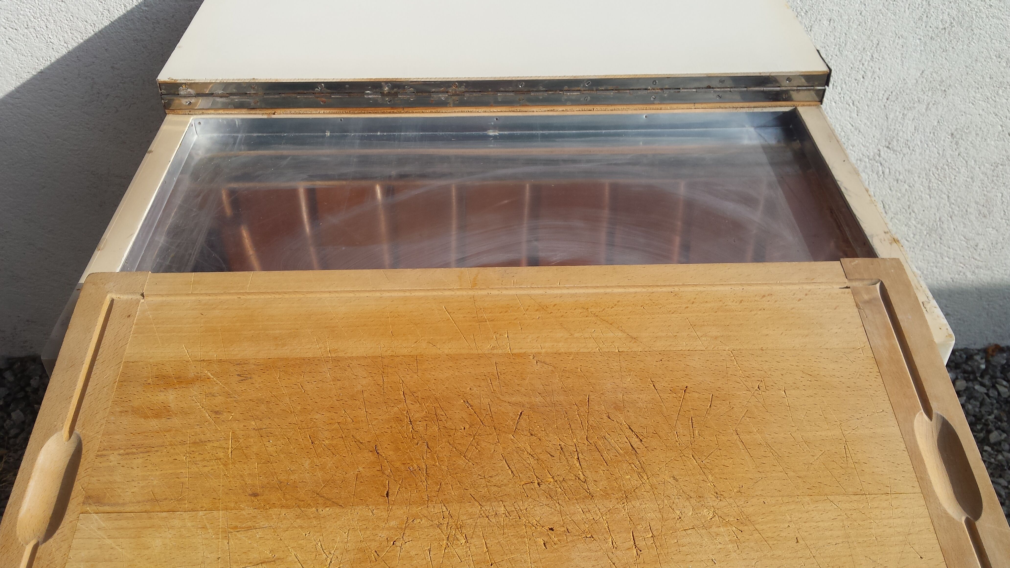 Formica kitchen furniture