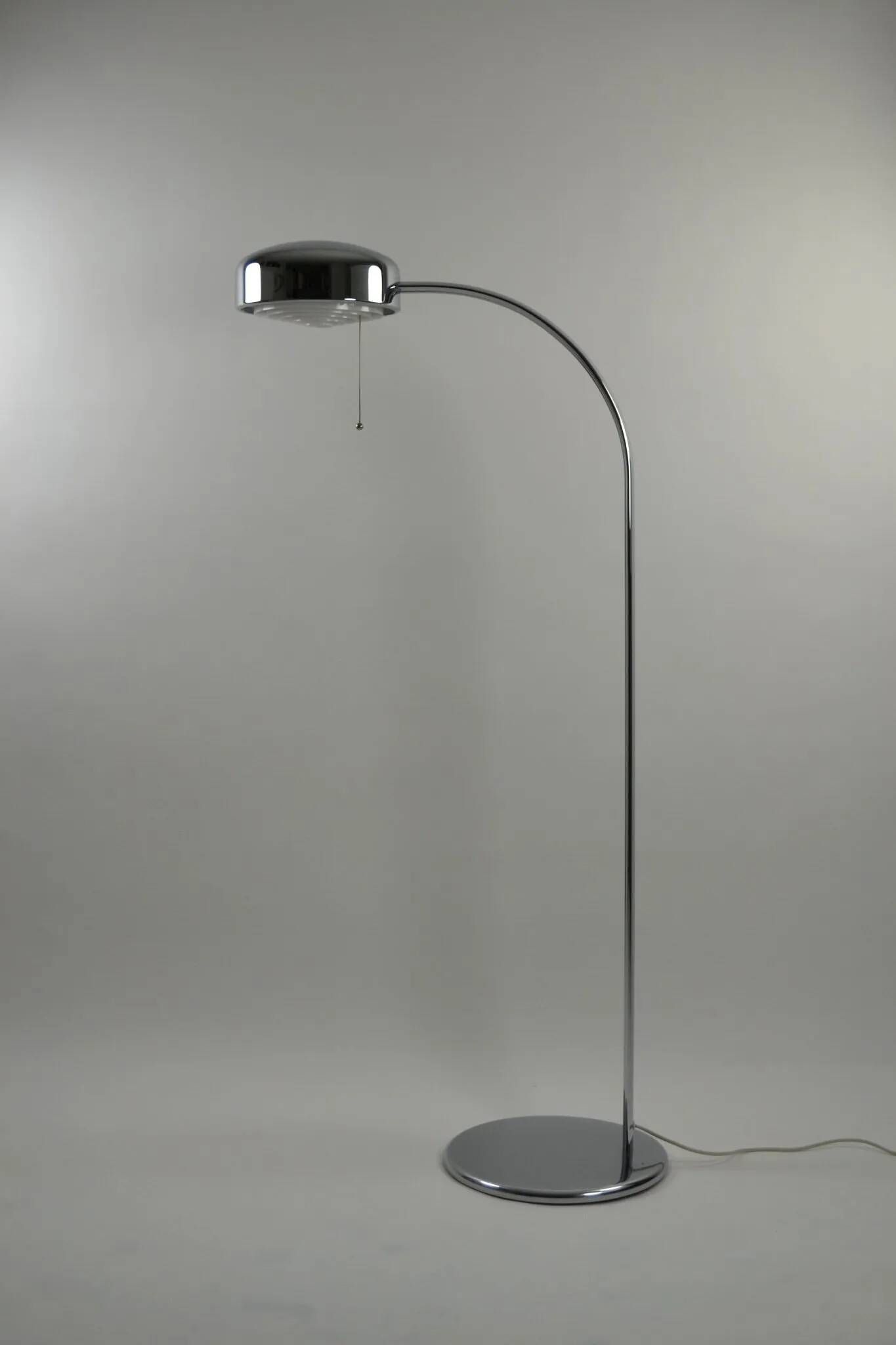 Floor Lamp Model 8010 “Arcade” by Richard Carruthers for Ateljé Lyktan, Sweden, 1970s