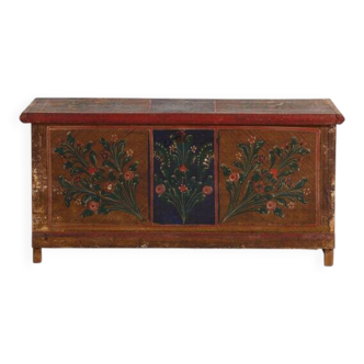 Coffre de mariage ancien à motifs floraux polychromes (vers 1860) #104