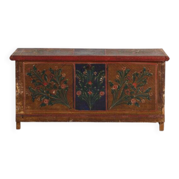 Antique wedding chest with polychrome floral motifs (circa 1860) #104