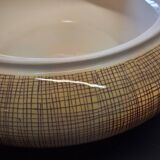 Very beautiful old soup tureen from Villeroy & Boch in very good condition.