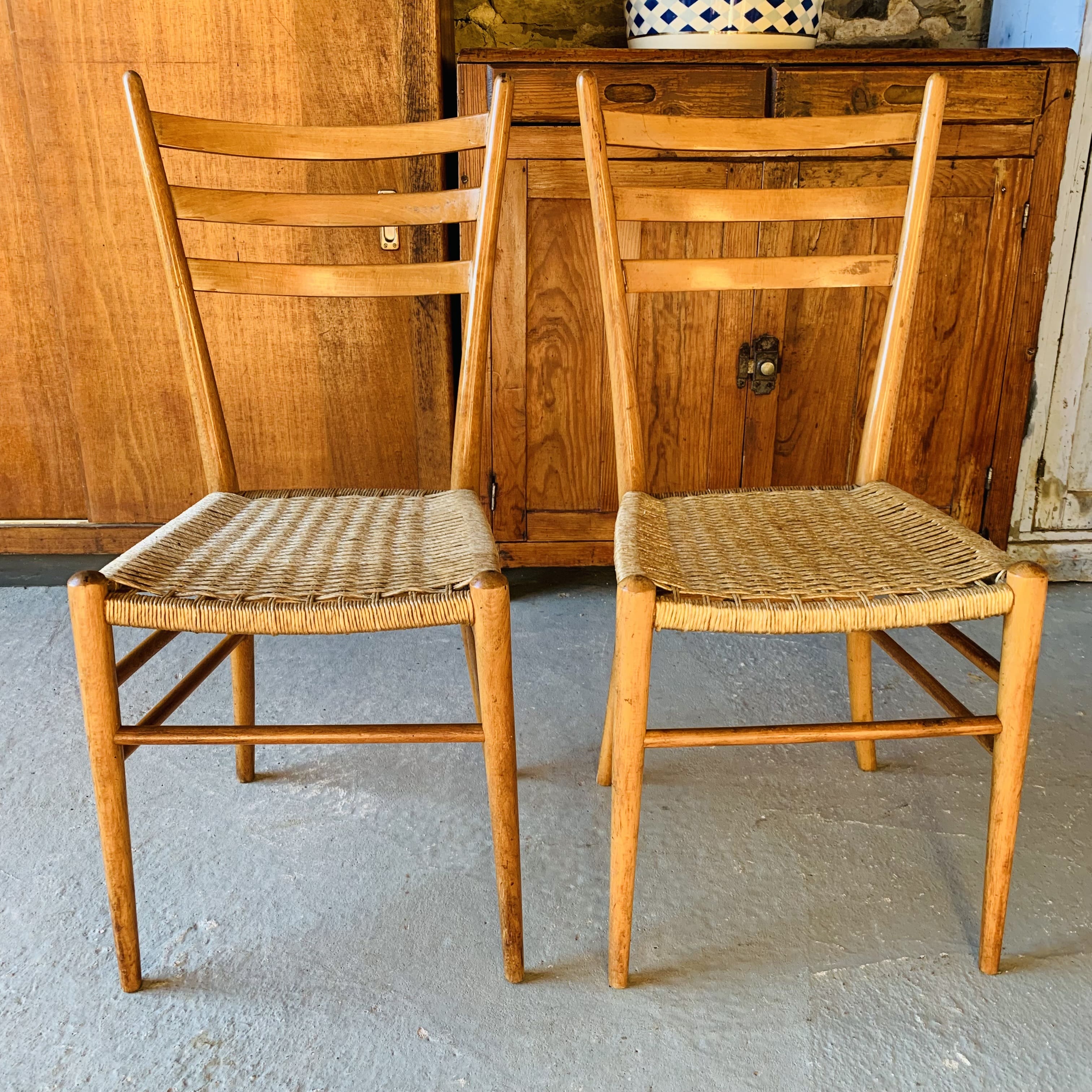Paire de chaises italienne bois et corde