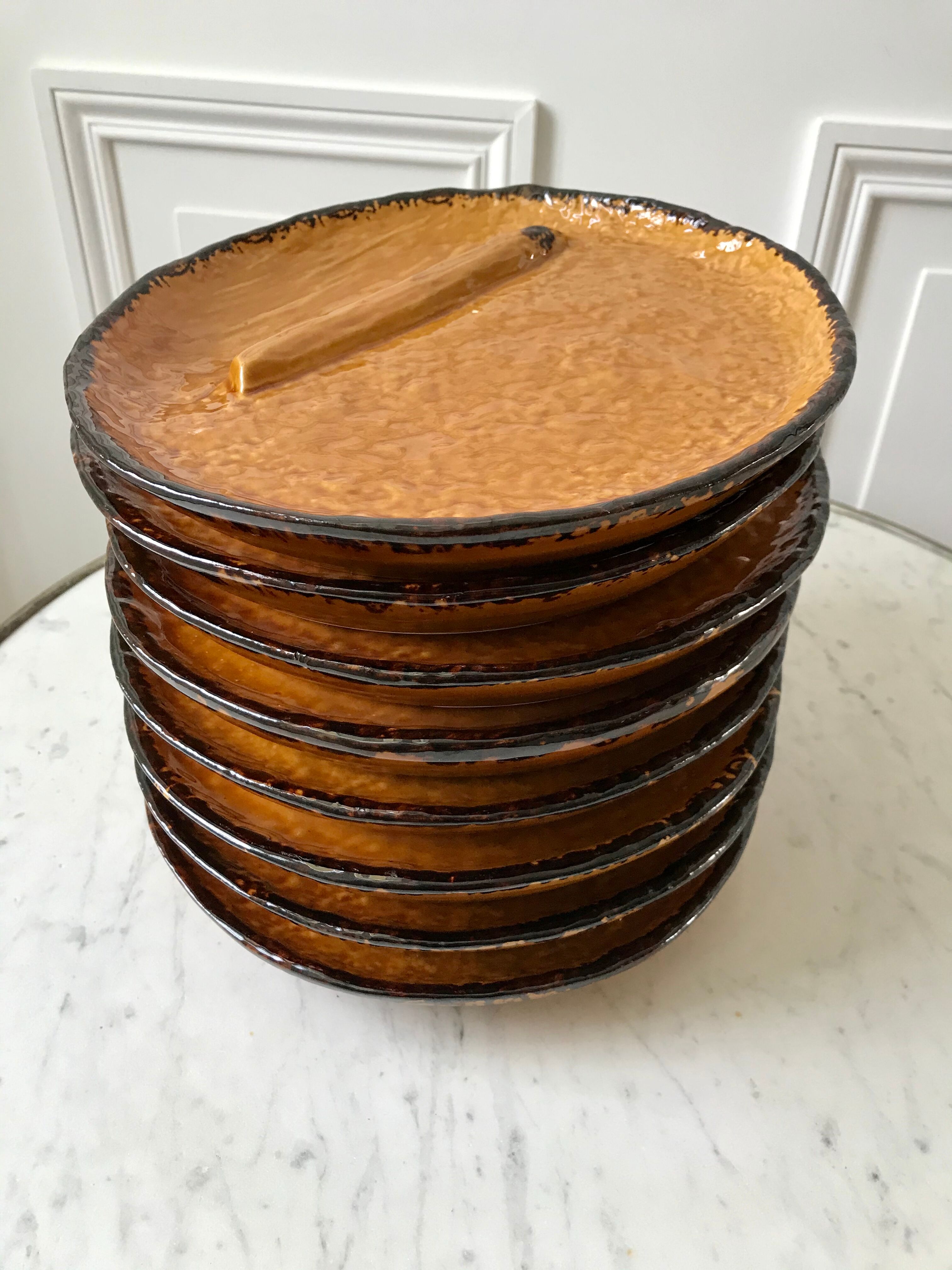 Set of 8 ceramic asparagus plates from Poët Laval 60s-70s