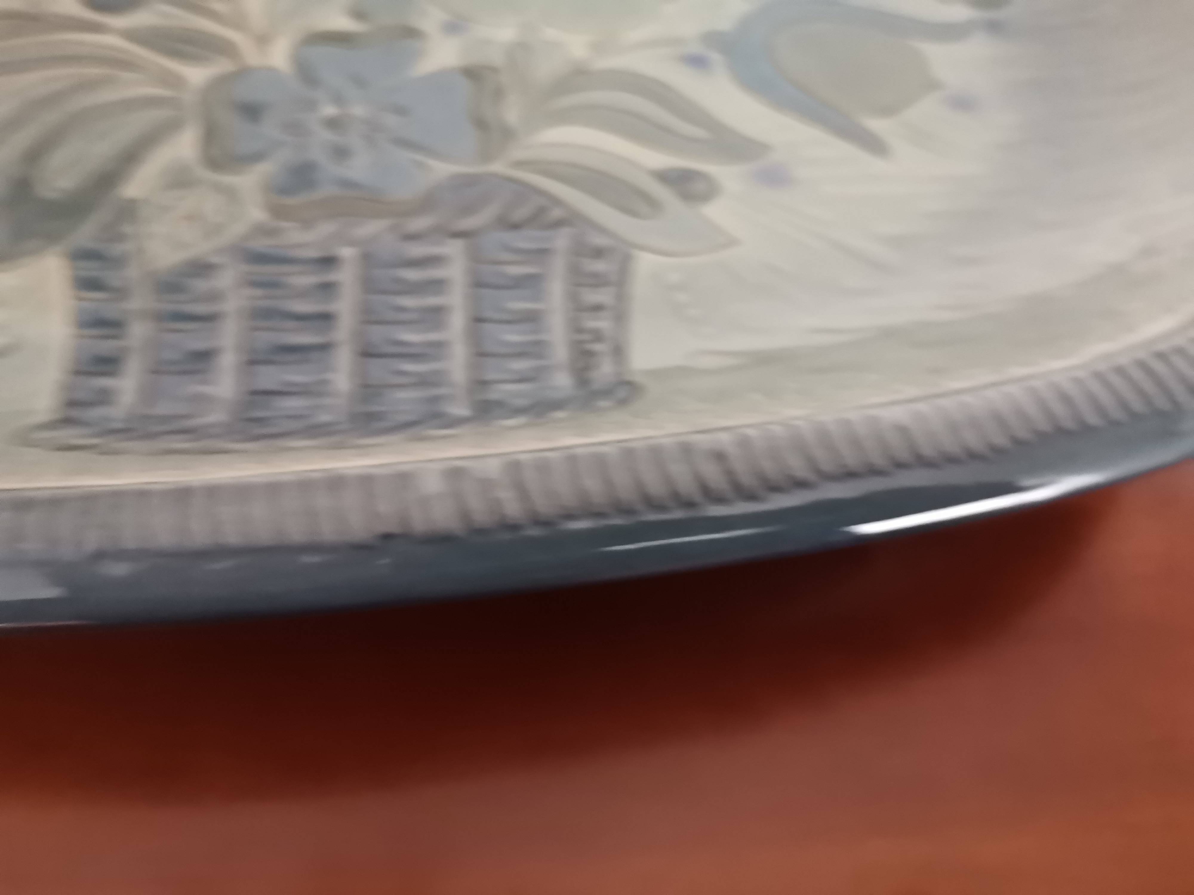 Ceramic plate