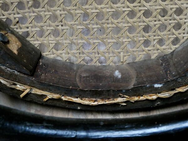 Chaise Thonet avec assise cannée