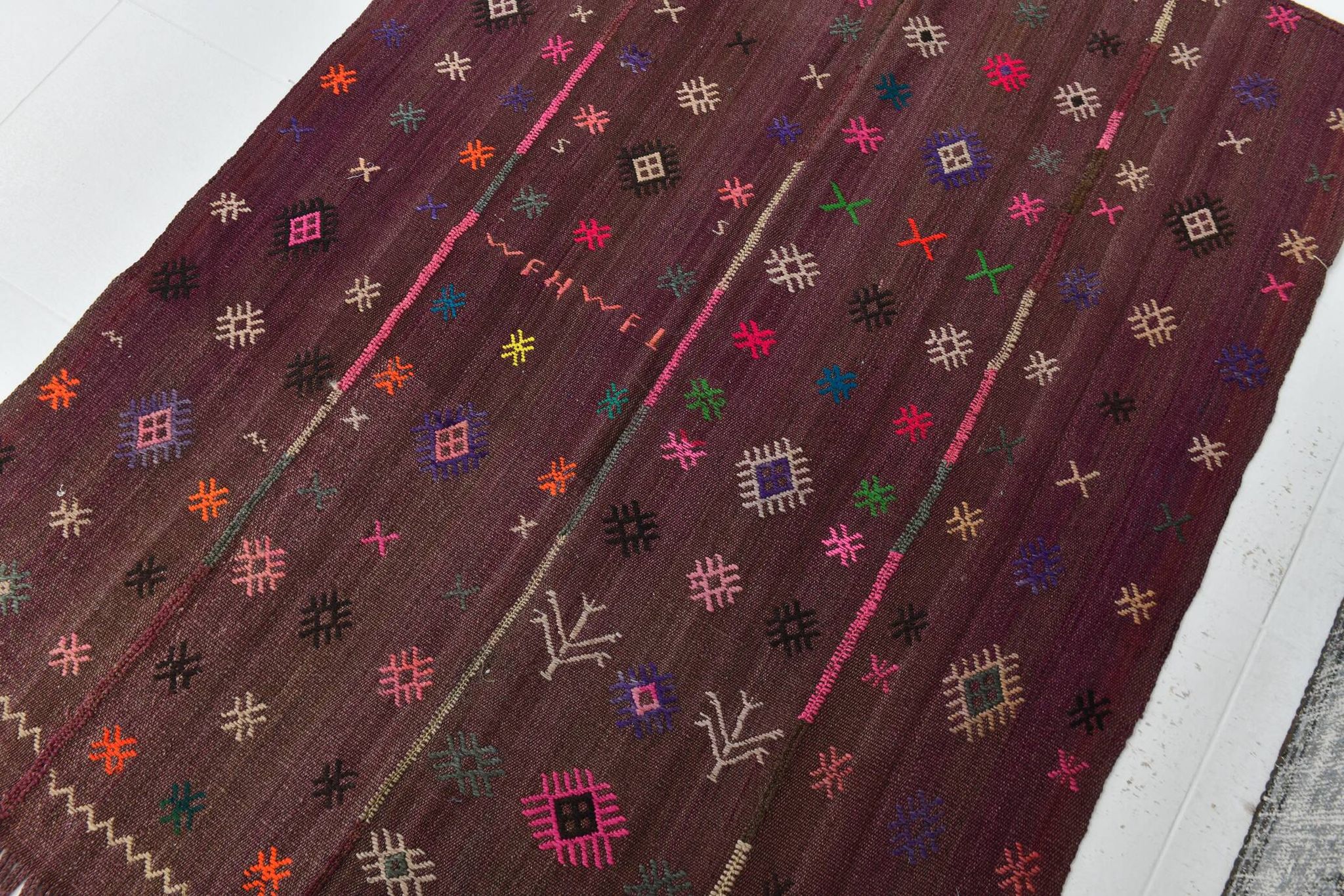 Burgundy Art Deco Vintage Kilim Rug, 118x124Cm