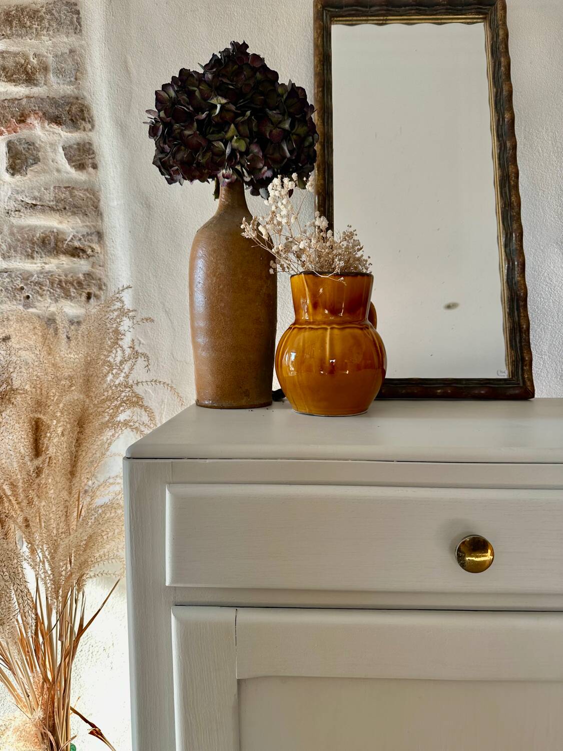 Parisian jam maker/hallway furniture