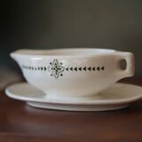 Saucier with saucer