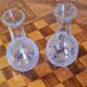 2 carafes en verre craquelé