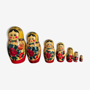 Set of 7 Russian dolls, matrioshka