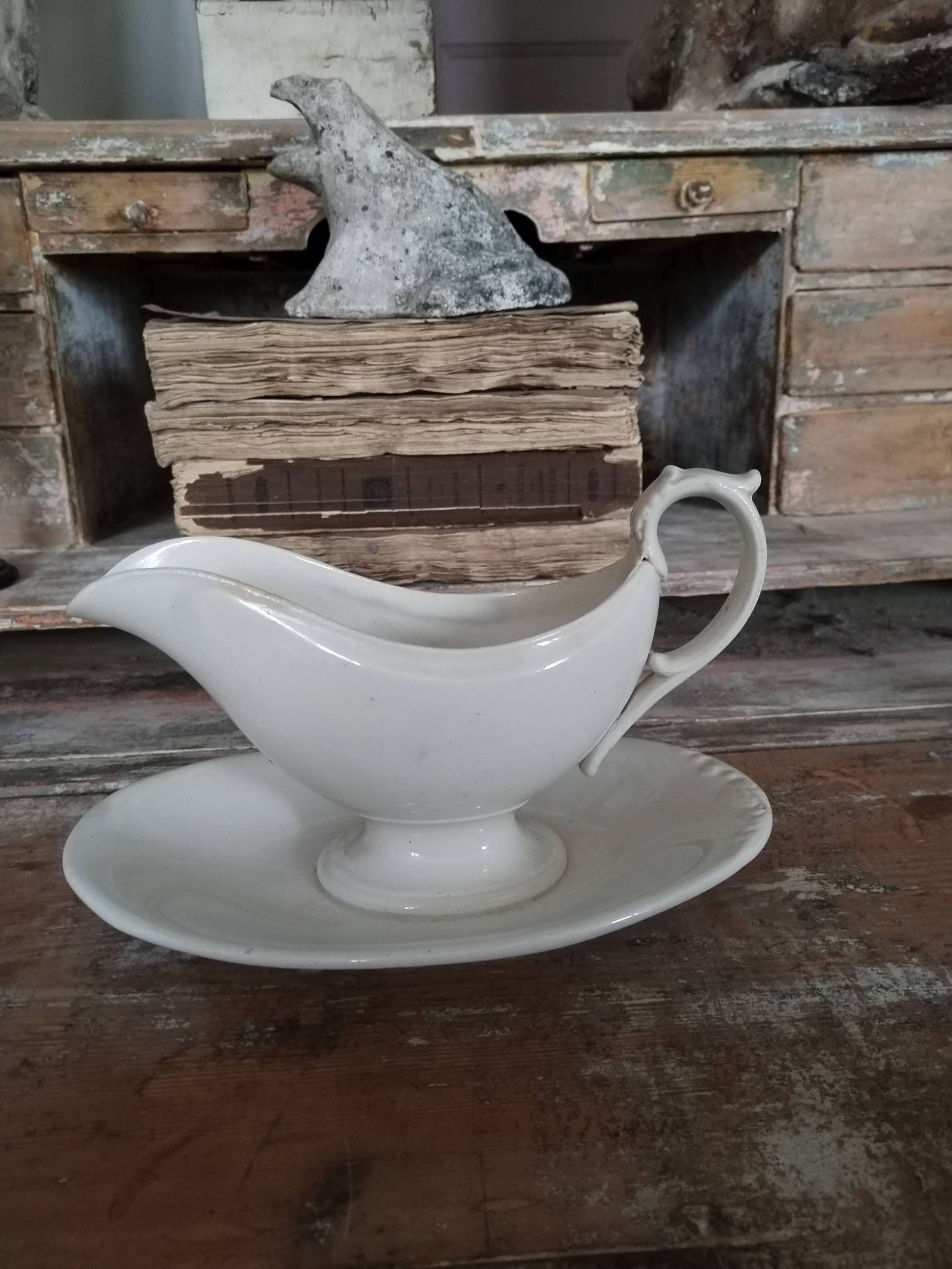 Saucière en faïence blanche 19 ème Creil et Montereau