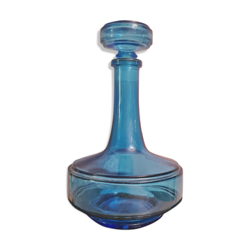 Carafe à décanter en verre bleu et son bouchon