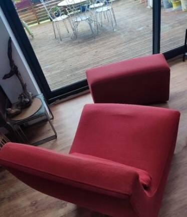 Rocking chair and pouf