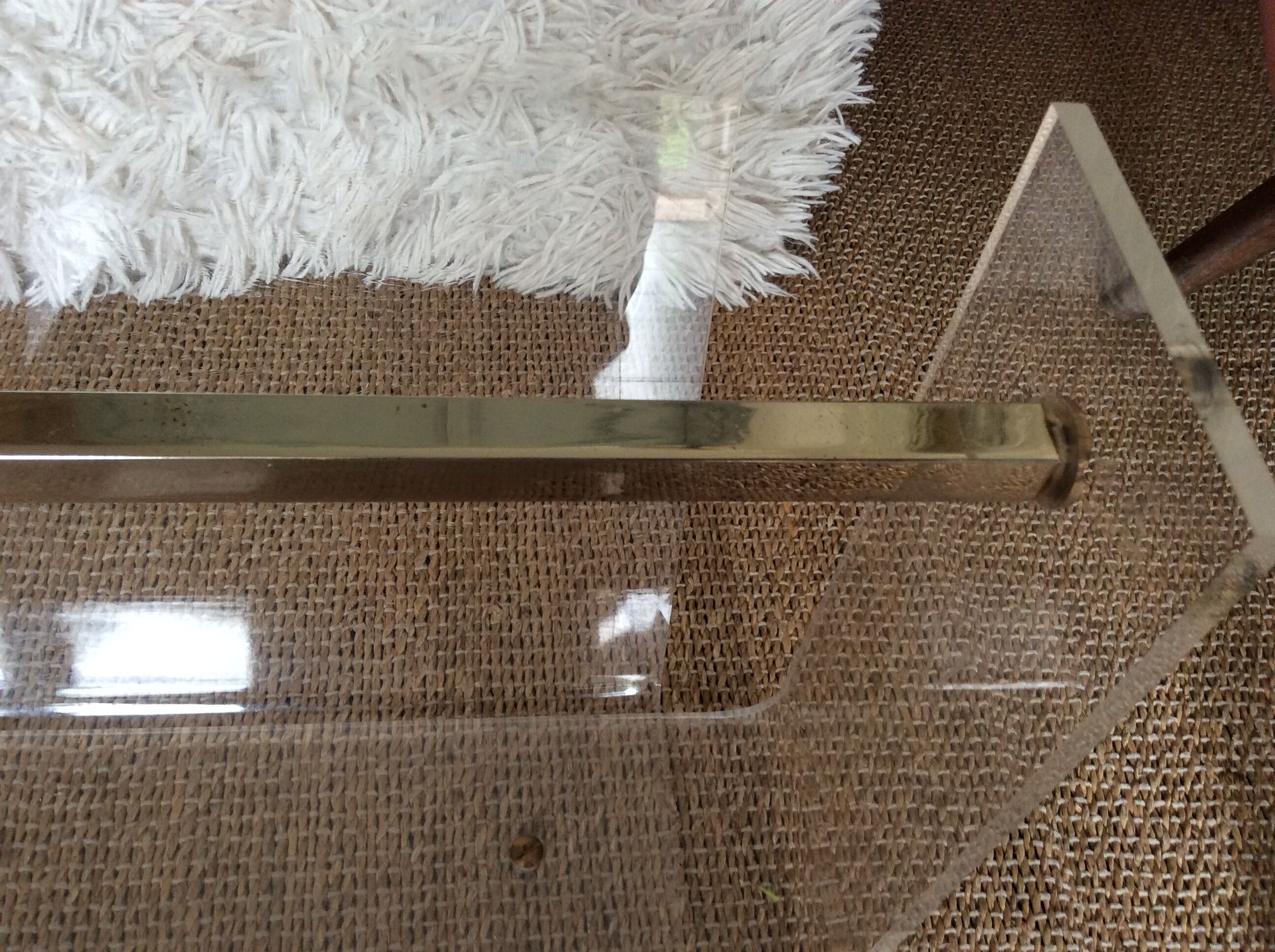 Plexiglas magazine door