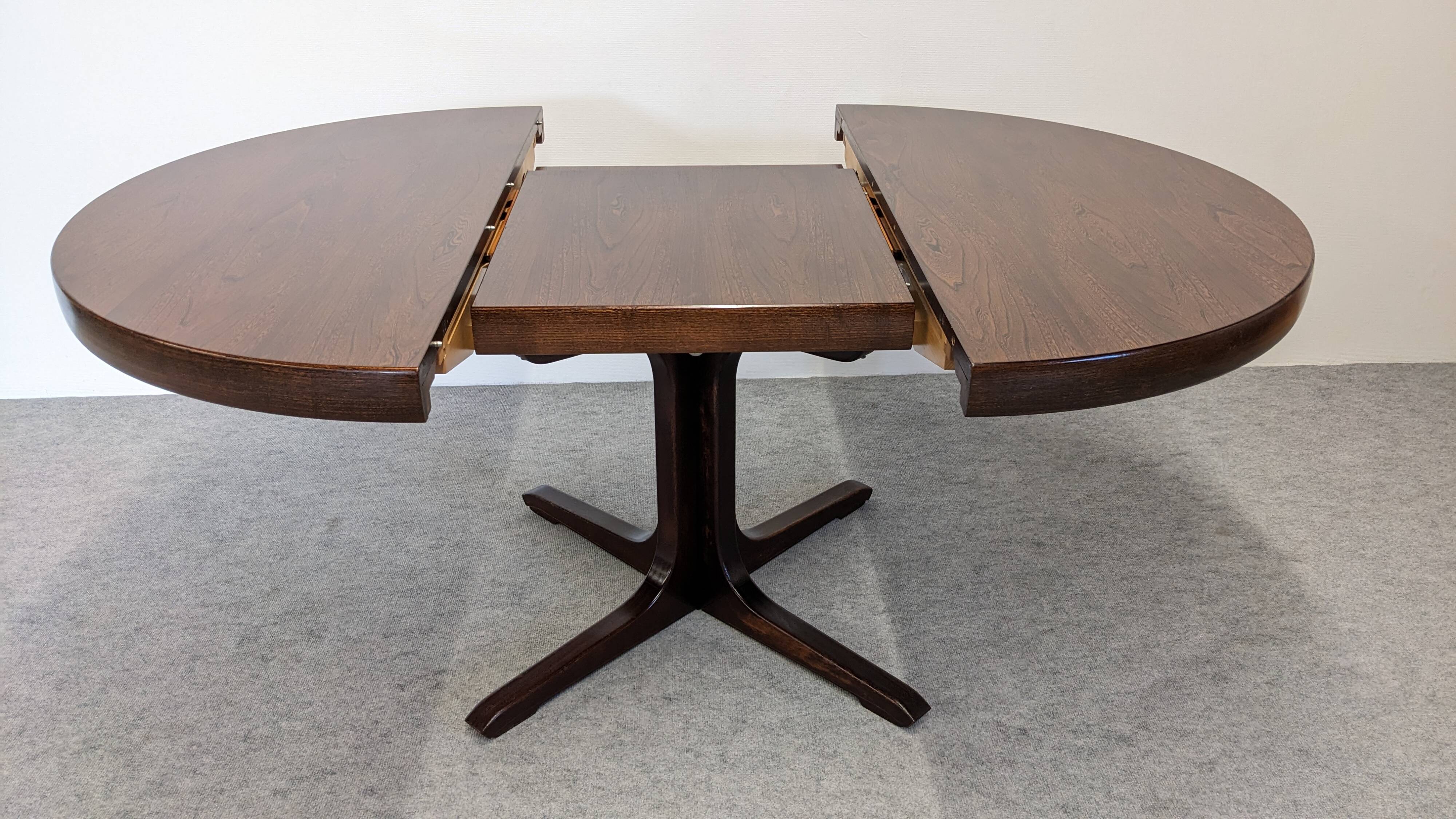 Table ronde de salle à manger extensible Baumann, France vers 1970
