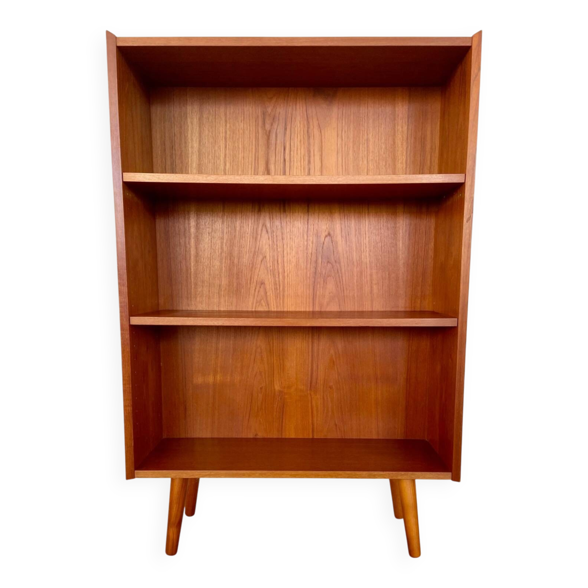 Danish retro vintage bookcase by Ølholm Møbelfabrik in teak 1960s