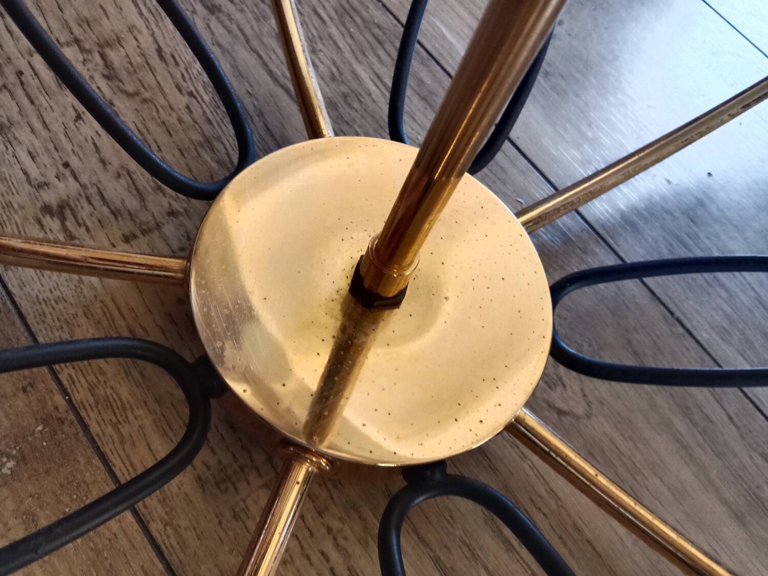 Opaline and brass chandelier