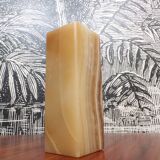 Onyx scroll vase h=20cm