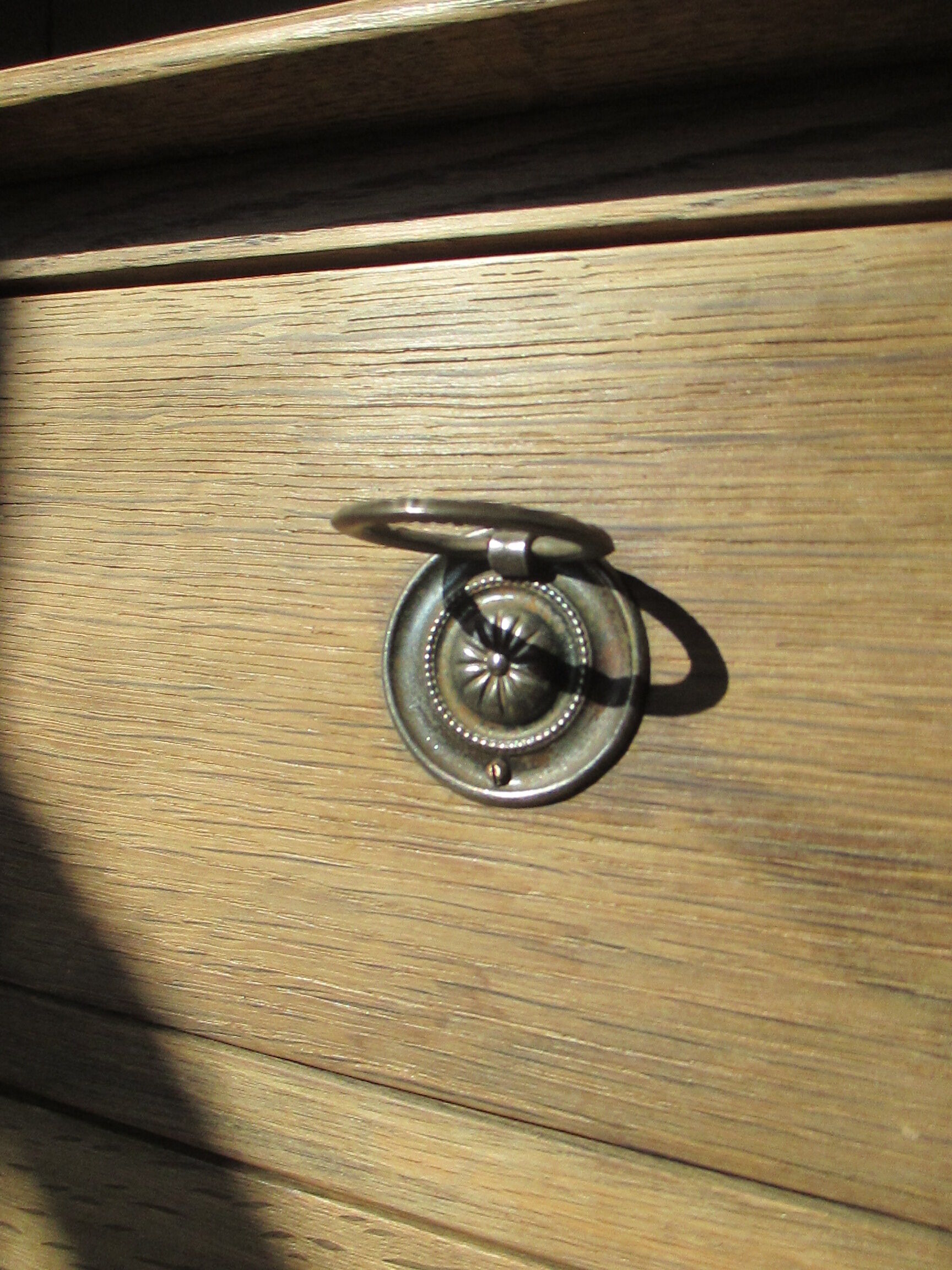 Seclin dresser in grey oak