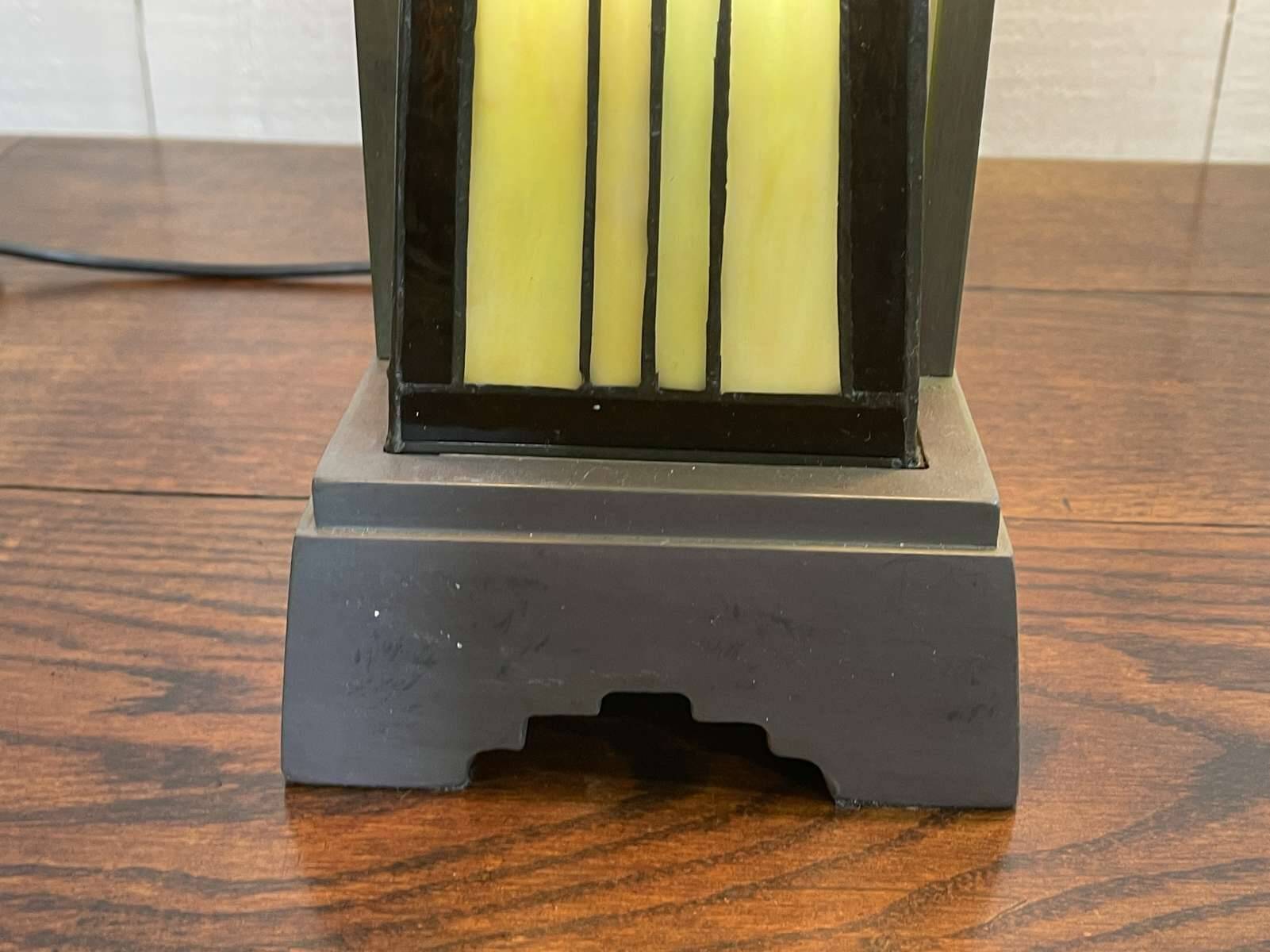 Modern Tiffany style lamp with Art Deco decor