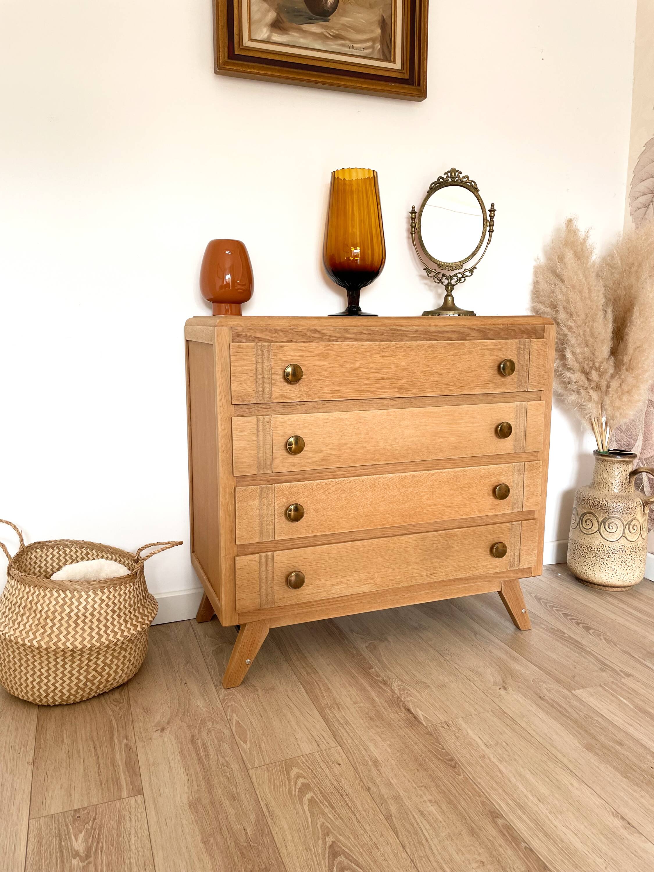 Vintage chest of drawers