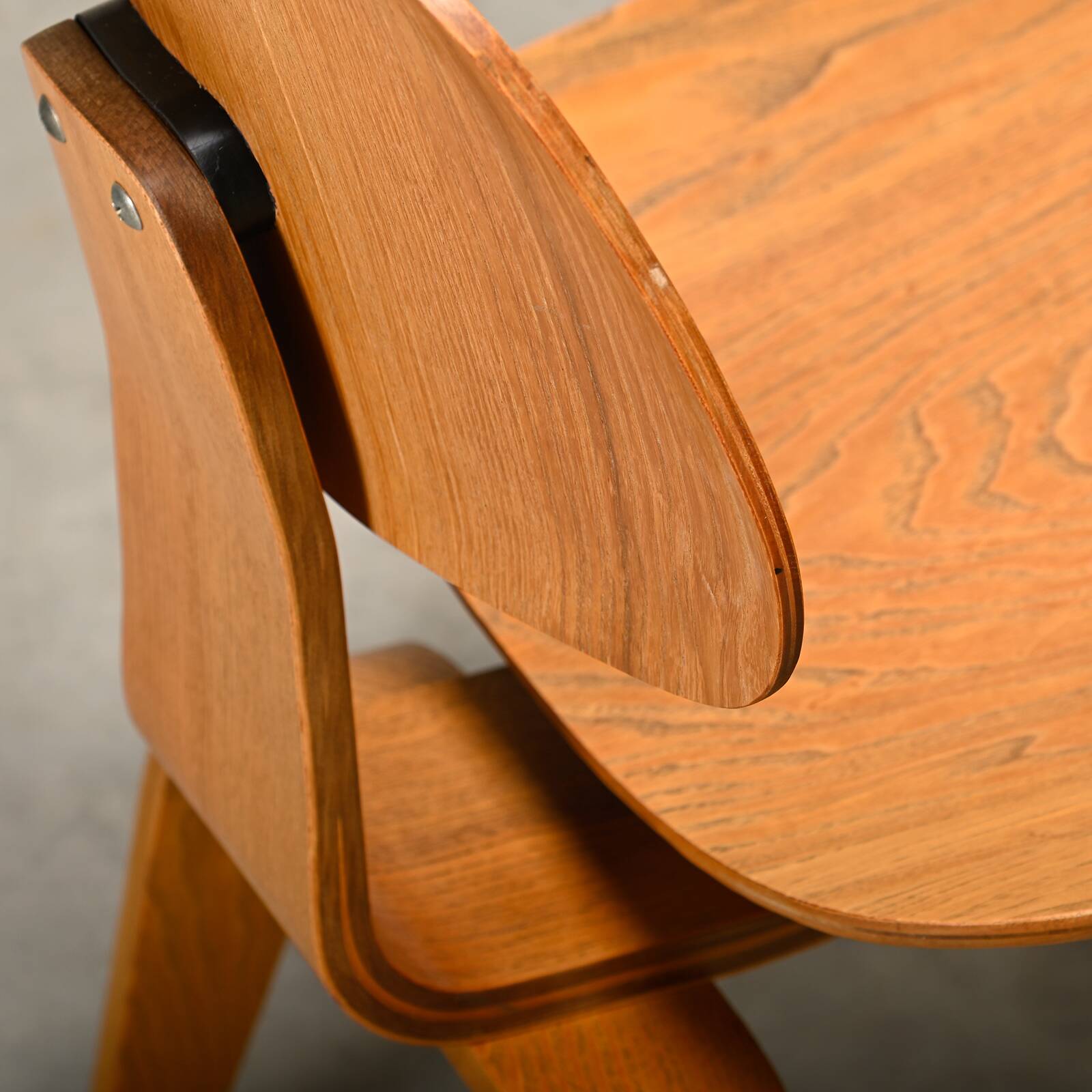 Charles and Ray Eames Early DCW Ash Plywood Dining Chairs for Herman Miller