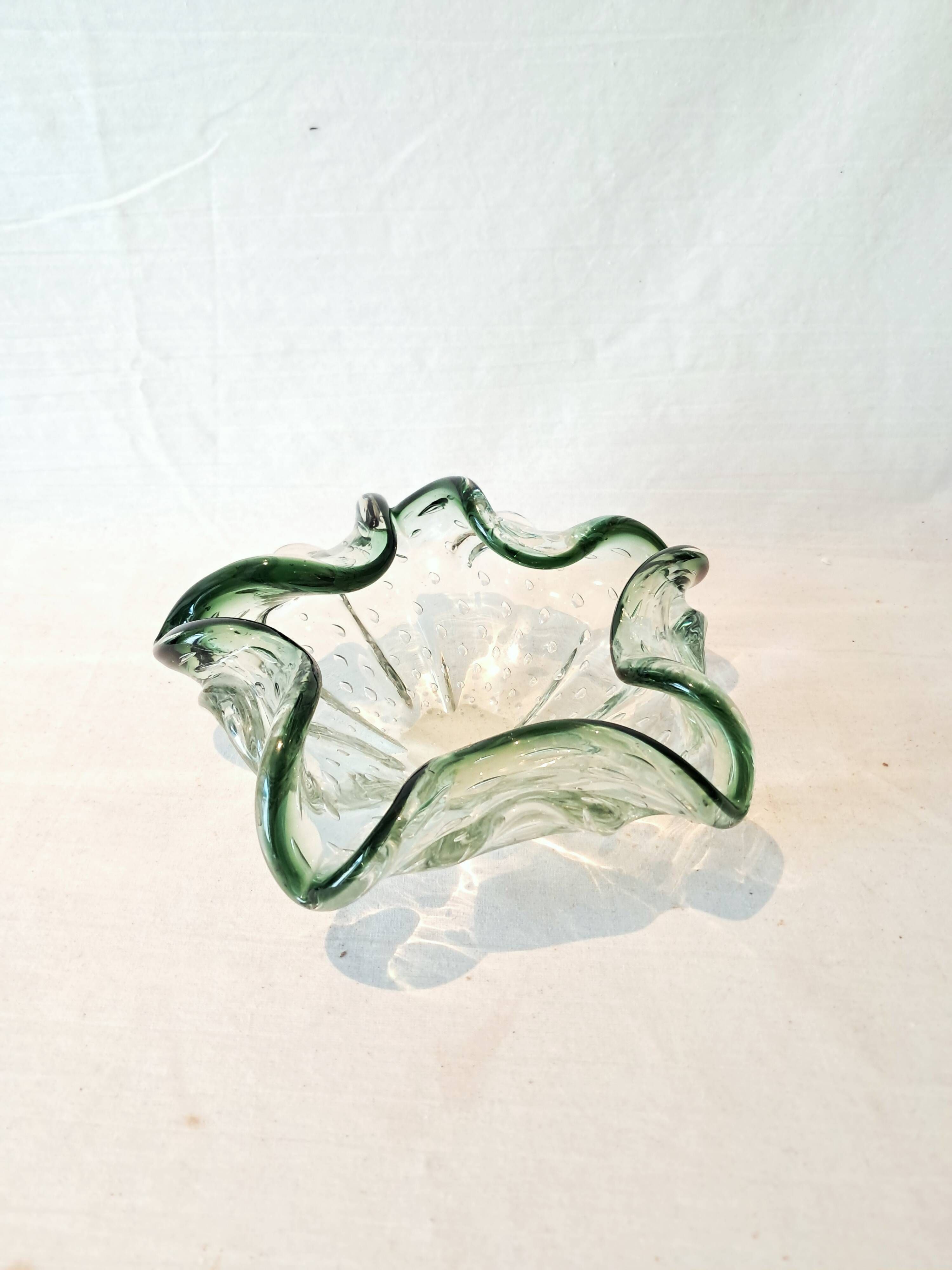Bullicante Murano Glass Ruffled Bowl / Empty Pocket