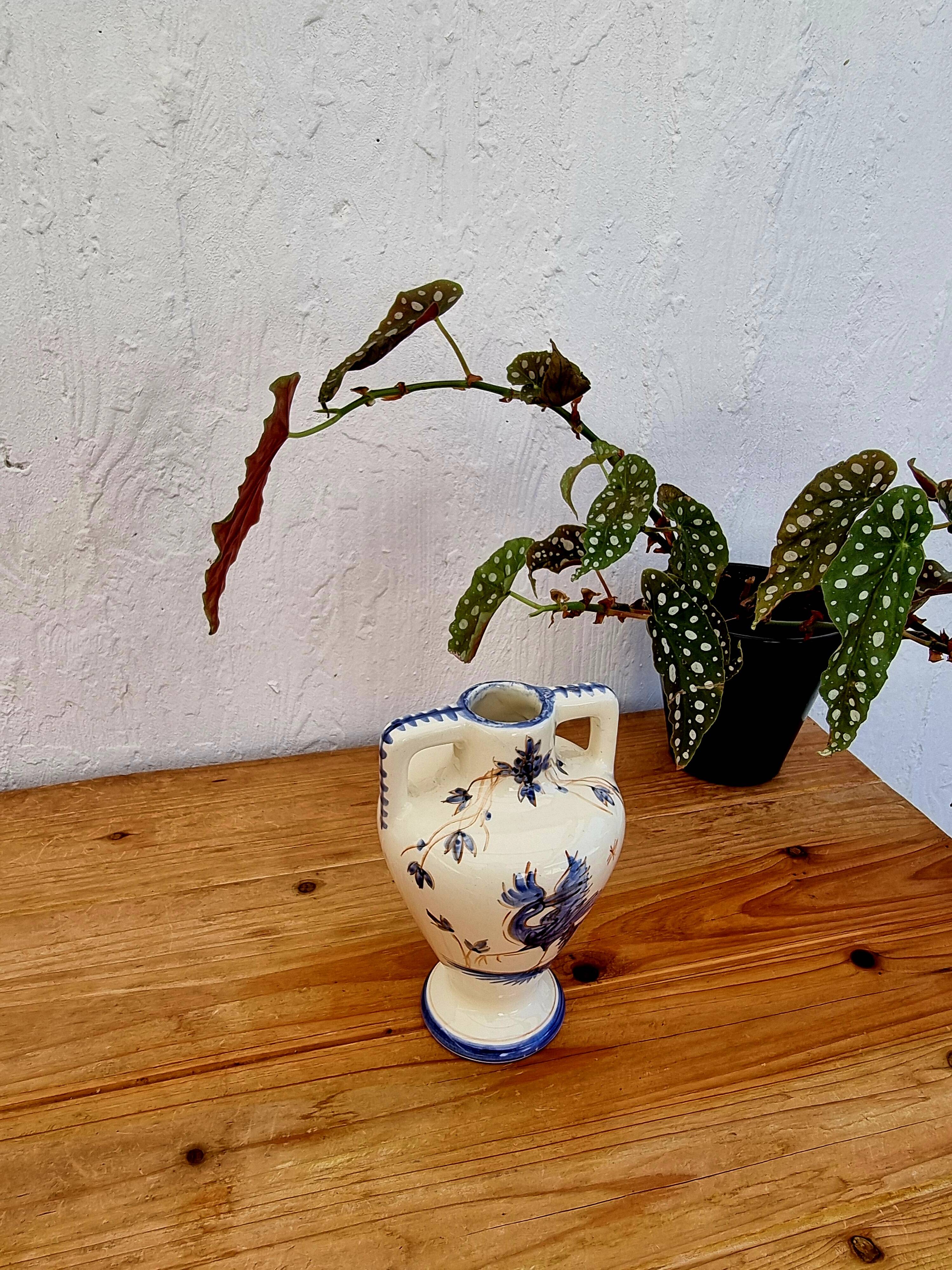 Earthenware vase signed Péguet Grignan – blue decoration – craftsmanship from the Drôme region