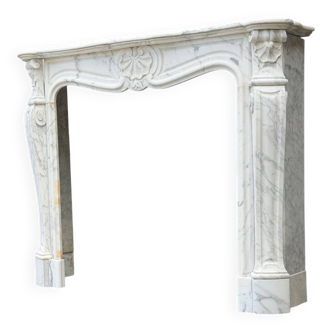 Louis XV style fireplace in Arabescato Carrara marble, circa 1880.