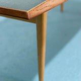 Table low zones 122cm