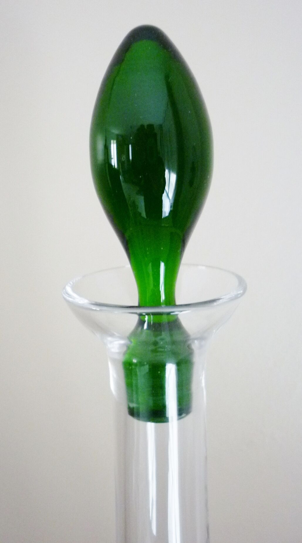 Service à liqueurs, verre soufflé, signé Portieux, 1 carafe & 6 verres sur pieds