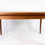 Teak dining table Henning Kjærnulf